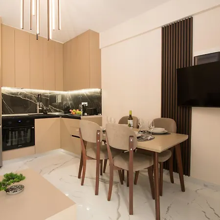 Glamour Residences 1-2 By Corfuescapes アパート Análipsis