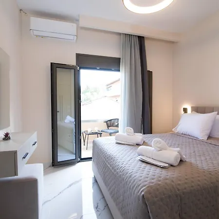アパート Glamour Residences 1-2 By Corfuescapes
